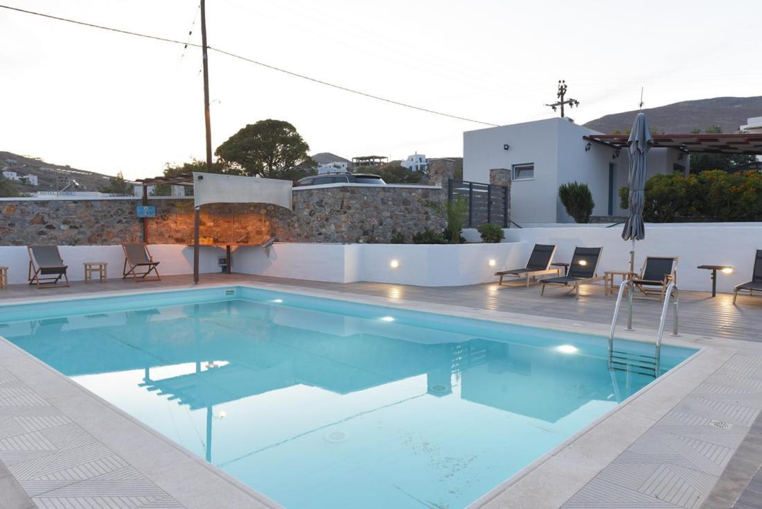 Flora'S Beach And Pool Villa In Syros Liaropá Exterior photo