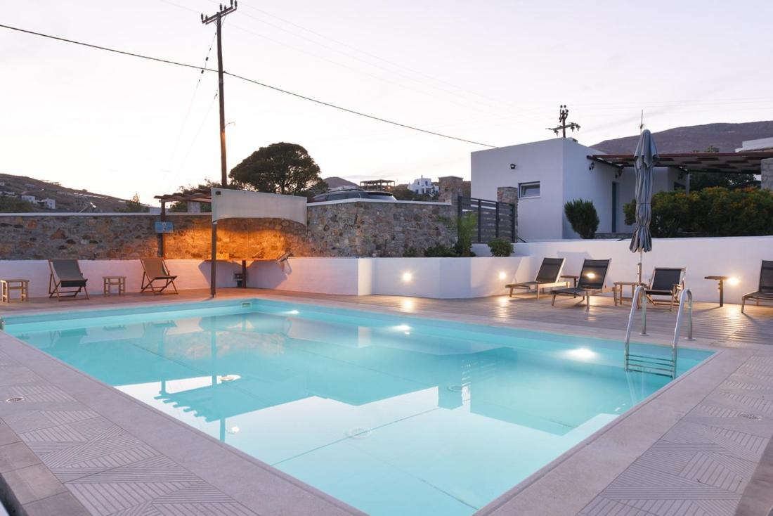 Flora'S Beach And Pool Villa In Syros Liaropá Exterior photo
