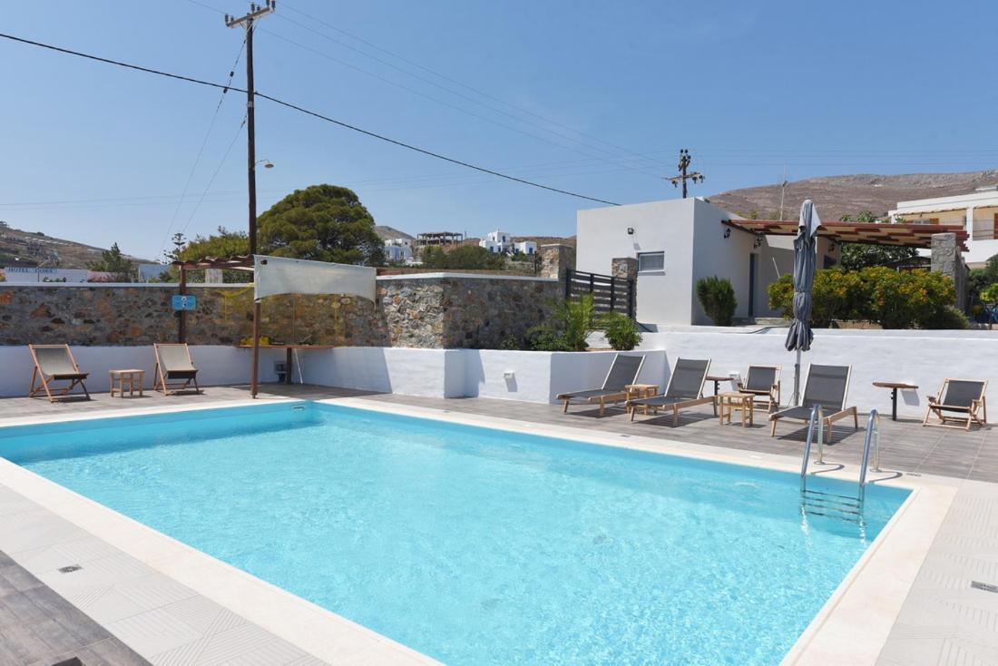 Flora'S Beach And Pool Villa In Syros Liaropá Exterior photo
