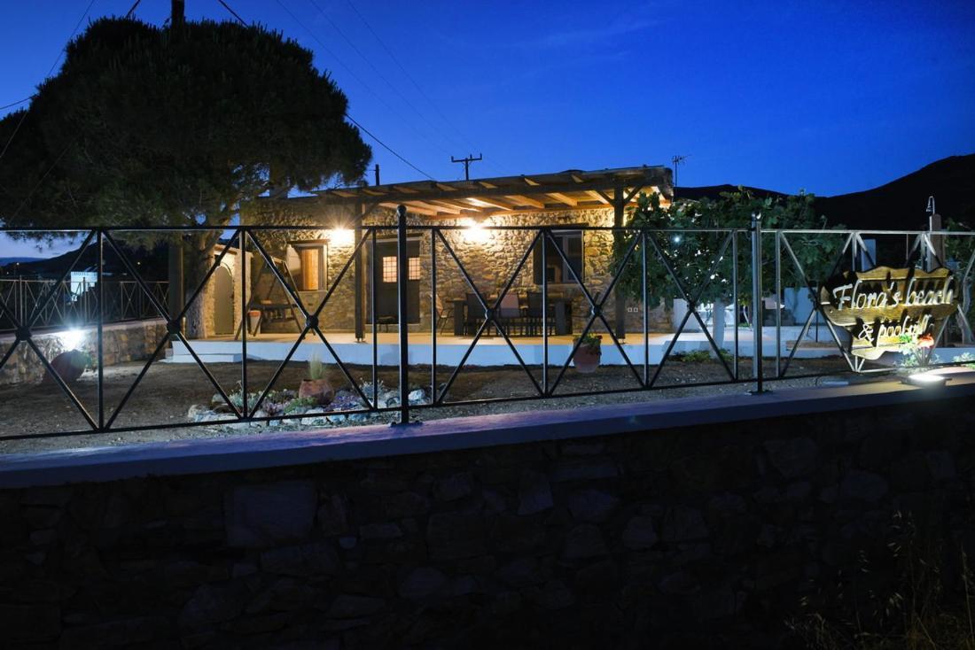Flora'S Beach And Pool Villa In Syros Liaropá Exterior photo