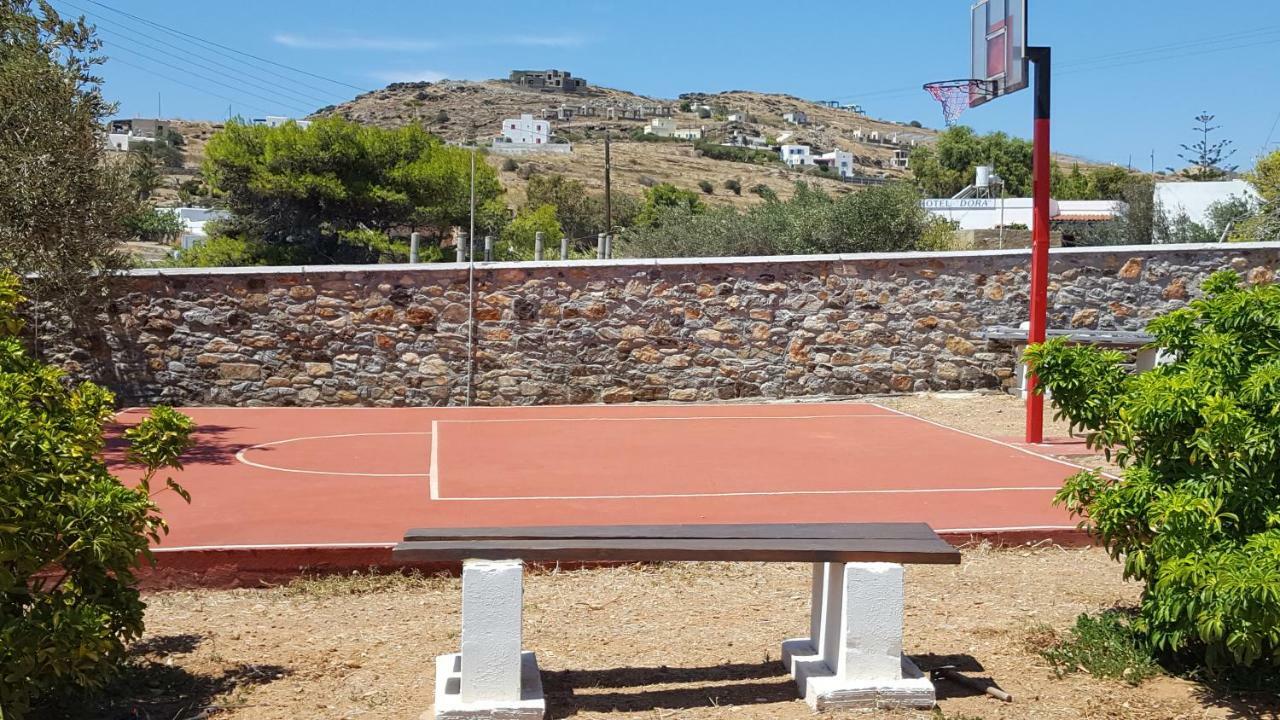 Flora'S Beach And Pool Villa In Syros Liaropá Exterior photo